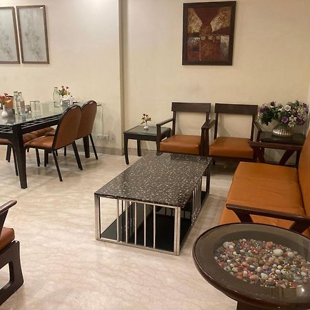 Hermitage By The Cosy Hotels Near Lotus Temple Ню Делхи Екстериор снимка